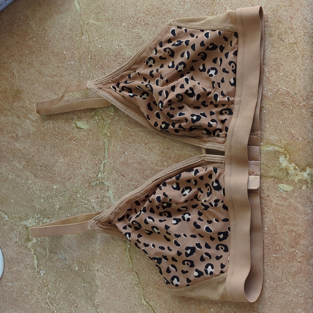 Lively Busty Bralette, Size 2, EUC